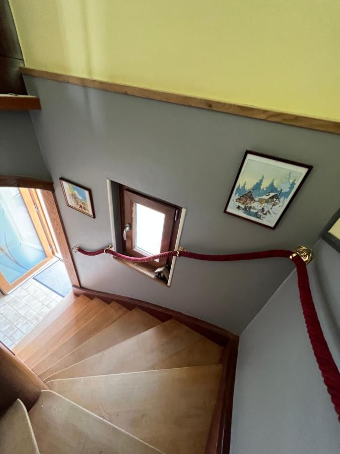 Holiday home Le Cerisier - Route Des Vins - Parking Et Terrasse Avec Vue Sur Montagnes Et Vignoble Sigolsheim